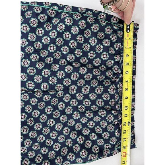 J. Crew Collection Low Rise Silk Capri In Navy Gold Geometric Print Pajama Sz 4 - Picture 9 of 12